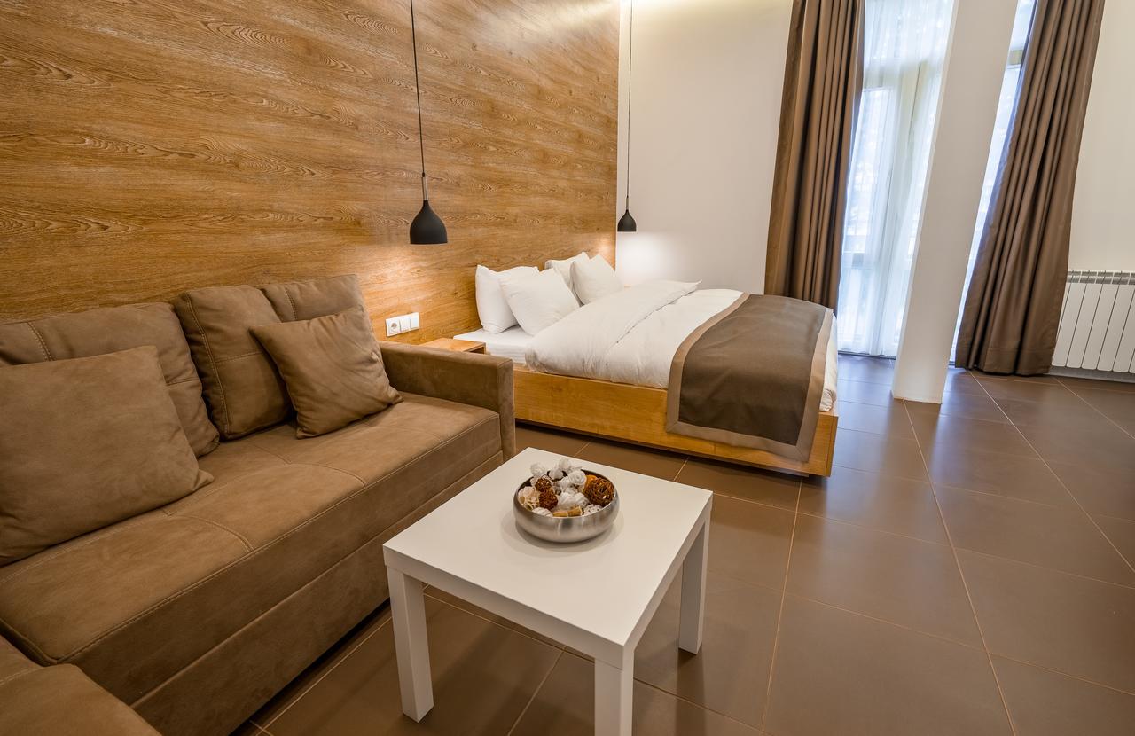 Luxury Apartments On Central Avenue Тбілісі Екстер'єр фото