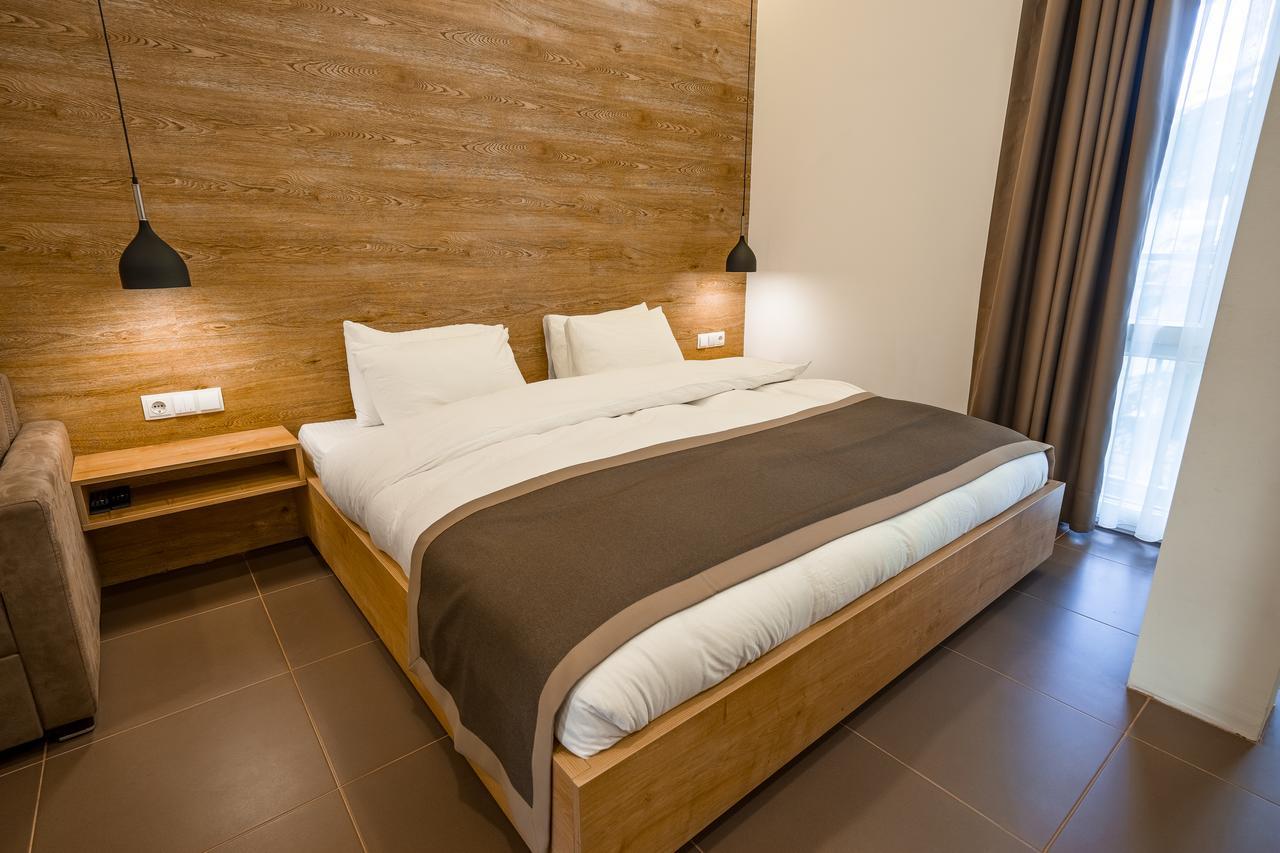 Luxury Apartments On Central Avenue Тбілісі Екстер'єр фото
